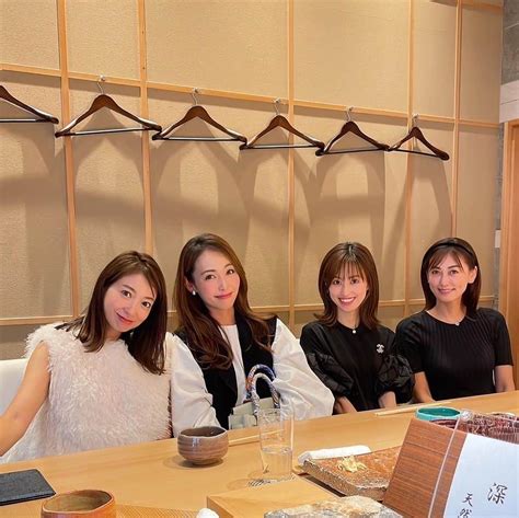 澤野井香里さんのインスタグラム写真 澤野井香里instagram「楽しみにしてたお寿司ランチ会🍣♡ 寿司藤やま Sushi