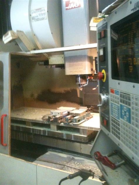 Cnc Vertical Machining Centers Haas Vf 5 4 Axis Cnc Mill 50 X 26 X 25