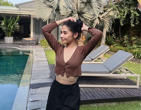 Ini Jawaban Tegas Prilly Latuconsina Saat Dihujat Netizen Karena Miliki