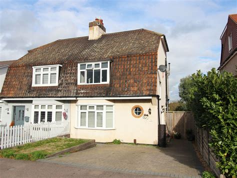 2 Bed Semi Detached House For Sale In Wilmot Road Dartford Kent Da1