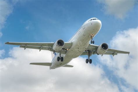 Big jet plane taking off stock photo. Image of airliner - 43214724