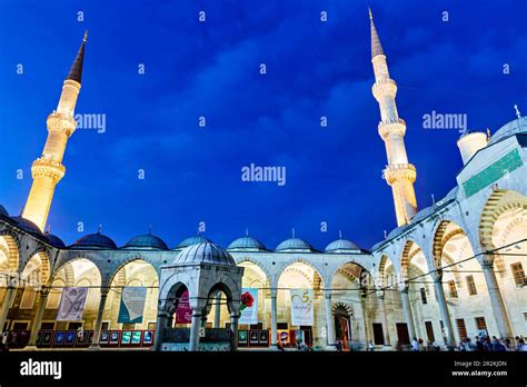 Istanbul Turkey The Blue Mosque At Sunset Stock Photo Alamy