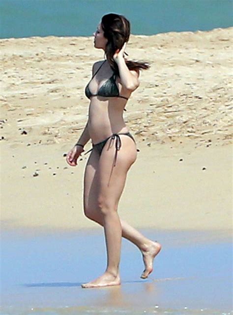 Jessica Biel In Black Bikini In Maui 40 GotCeleb