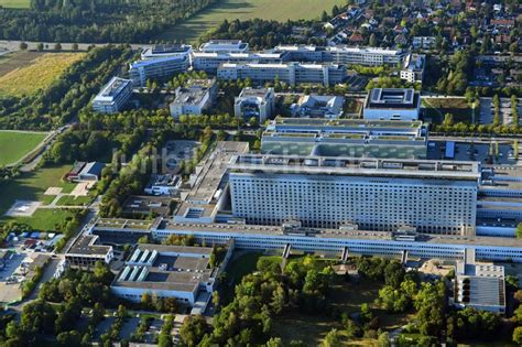 München von oben Klinikgelände des Krankenhauses LMU Klinikum der