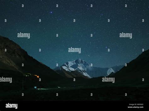 worlds highest peak  res stock photography  images alamy