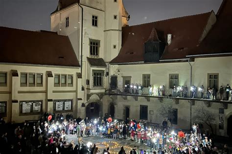 Ora P M Ntului De Copii Din Jude Ul Sibiu Au C Ntat Ntr O