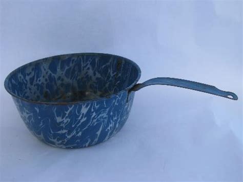 Antique Vintage Blue White Marble Swirl Graniteware Enamel Large Pan