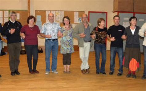 Danses et cultures C est reparti pour la danse bretonne Le Télégramme