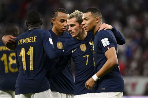 Photo L Trange Virus Qui A Touch Les Bleus Antoine Griezmann