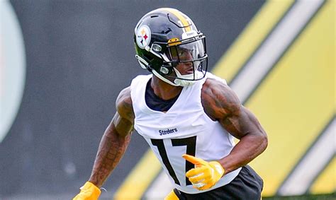 Steelers Re-Sign WR Anthony Miller to One-Year Contract