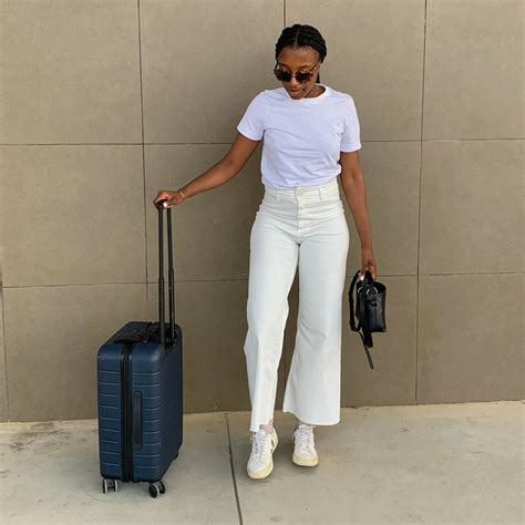 Comfy Travel Outfits That I Rely On Every Year | Who What Wear