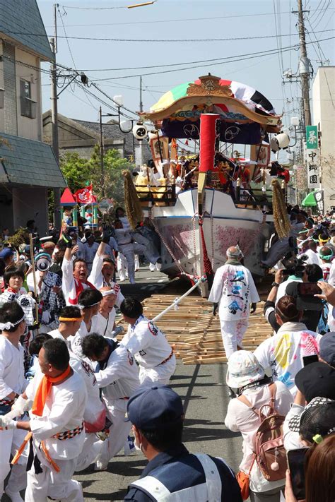 【動画】「神船」引き回しに大歓声 北茨城、5年に一度の御船祭 産経ニュース