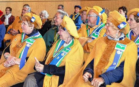 Coquille Saint Jacques La Confr Rie Fait Une Halte Dans La Commune