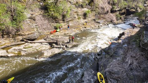 Whitewater Kayaking on the Cuyahoga River — Share the River