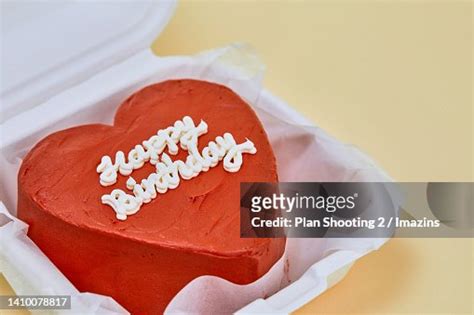 Cake Birthday Cake Bread Dessert Fresh Cream Sweet Food Dairy Cream ...