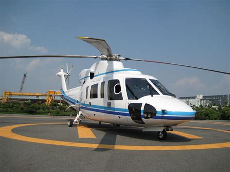 Filehelicopter Excel Air Service S 76c Ja6691 Wikimedia Commons