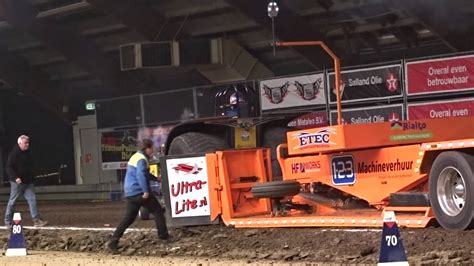 Clixtar Double D 2 Tractor Pulling Zwolle Avondsessie 24 01 2015 YouTube