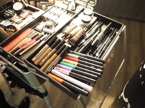 Fairychain - Beauty Blog: NYX v České Republice!