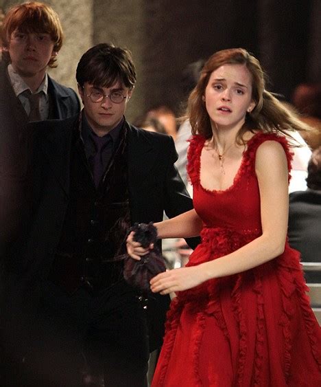 Madesu Blog Daniel Radcliffe And Emma Watson Kiss