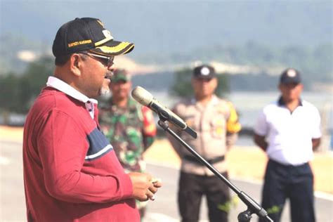 Presiden Jokowi Ke Karimun Bupati Aunur Rafiq Minta Masyarakat Jangan