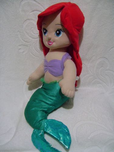 Princesas La Sirenita Ariel De Disney Muñeca Peluche Grande S 12000