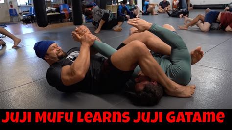 Jujimufu Learns Juji Gatame Juji Gets A Quick Jiu Jitsu Armbar Lesson