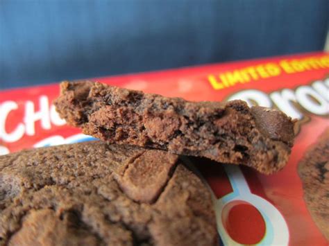 Review: Brownie Chewy Chips Ahoy Cookies