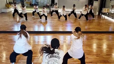 세븐틴seventeen HOT COVER 커버댄스 오전B반 완곡 YouTube