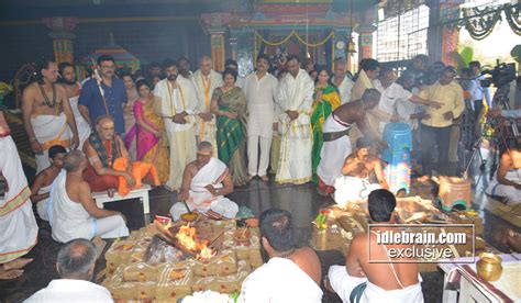 Chiranjeevi Nagarjuna Venkatesh Inaugurate A Temple Each In Daiva