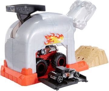 Hot Wheels Monster Trucks Igra I Set Za Utrkivanje Siva Mall Hr