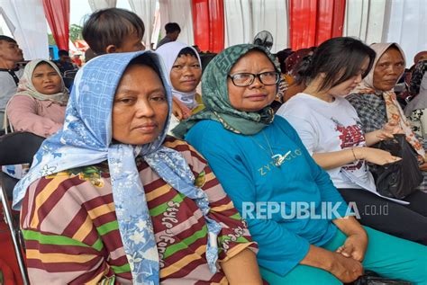 Cerita Warga Pesisir Eretan Alami Rob Puluhan Tahun Terima Tamu Tak