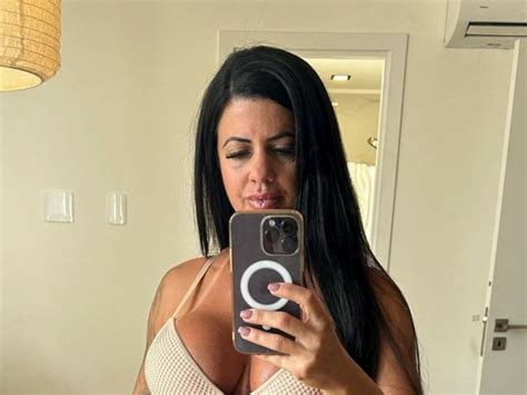 Influenciadora Pampam Faz Sucesso No Onlyfans A Maior Ppk Do Brasil