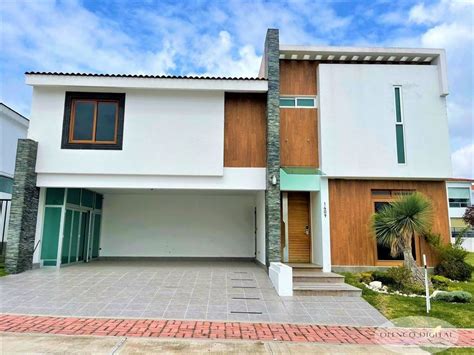 Venta Casa En Condominio En Fraccionamiento Lomas De Angel Polis San