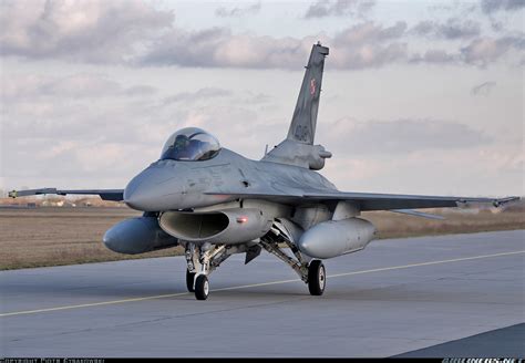 Lockheed Martin F 16cj Fighting Falcon Poland Air Force Aviation Photo 1428510