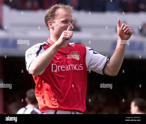 Bergkamp Newcastle Hi Res Stock Photography And Images Alamy