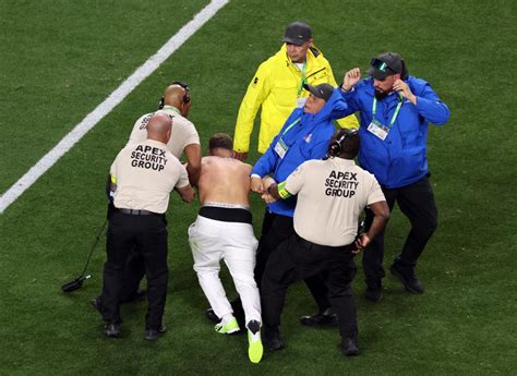 Two Arrested After Streaking During Super Bowl 2024