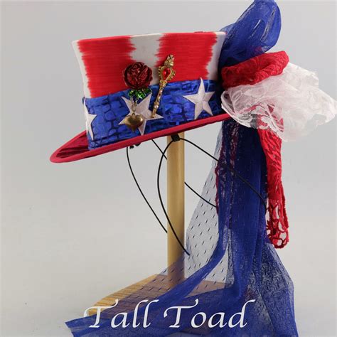 Uncle Sam Top Hat Tall Toad