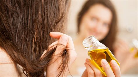 5 Steps To Shampoo Your Hair After Oiling Healthshots