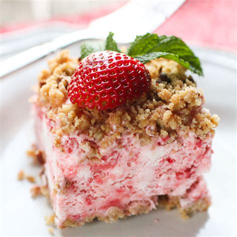 Frosty Strawberry Squares Recipe