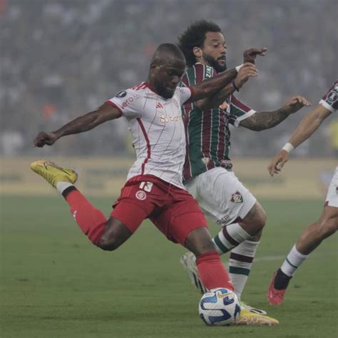 Copa Libertadores Internacional De Porto Alegre Con Enner Valencia Y