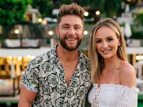 The Bachelor Alum Lauren Bushnell And Country Singer Chris Lane Marry In Nashville Reality