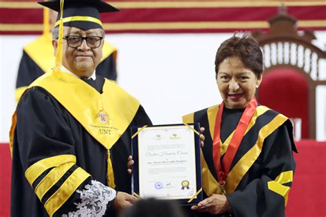 Lilia Cedillo Recibe Doctorado Honoris Causa Por Parte De La