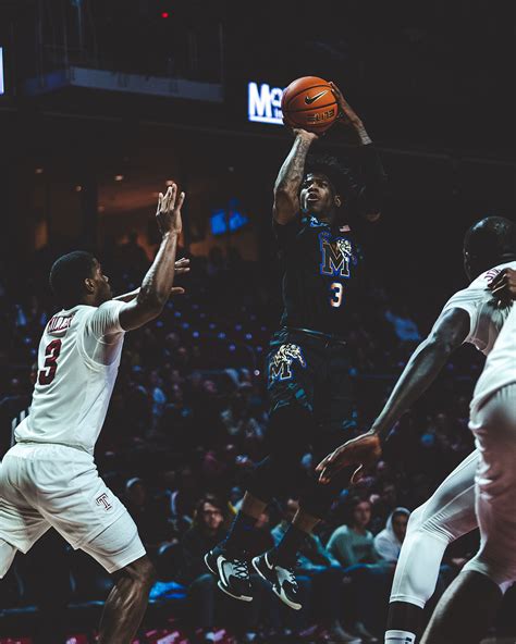 Kendric Davis Saves Day Allows Memphis To Escape With Win Over Temple