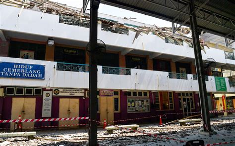 Bumbung Sekolah Di Cheras Runtuh Fmt