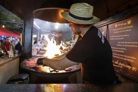 Barcelos Cruzes Terminaram Mas Feira Popular Prolonga Se At Ao Fim De