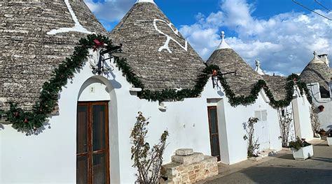 The Trulli of Alberobello Travel Guide: Best of The Trulli of ...