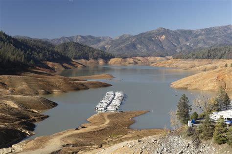 Low Water Levels At Lake Shasta California Geology Pics