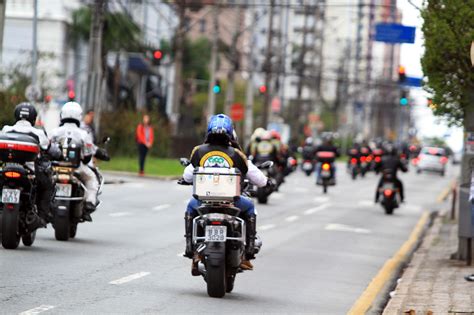 Passeio Motocicl Stico Abre As Comemora Es Aos Anos Do Corpo De