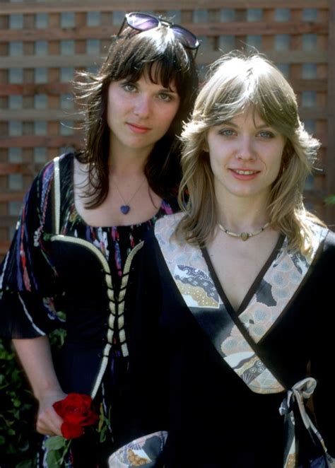 The Heart Band Sisters: 33 Lovely Pics of Ann and Nancy Wilson Together ...