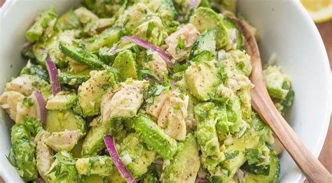 Gesunder Avocado Thunfisch Salat In 10 Minuten Fertig Sweetrecipes